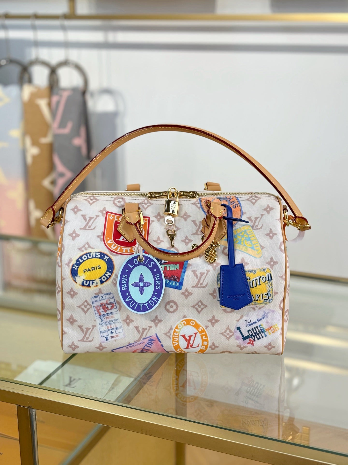 Elegant LV Unisex Belt Bag – AAA+ Master Copy