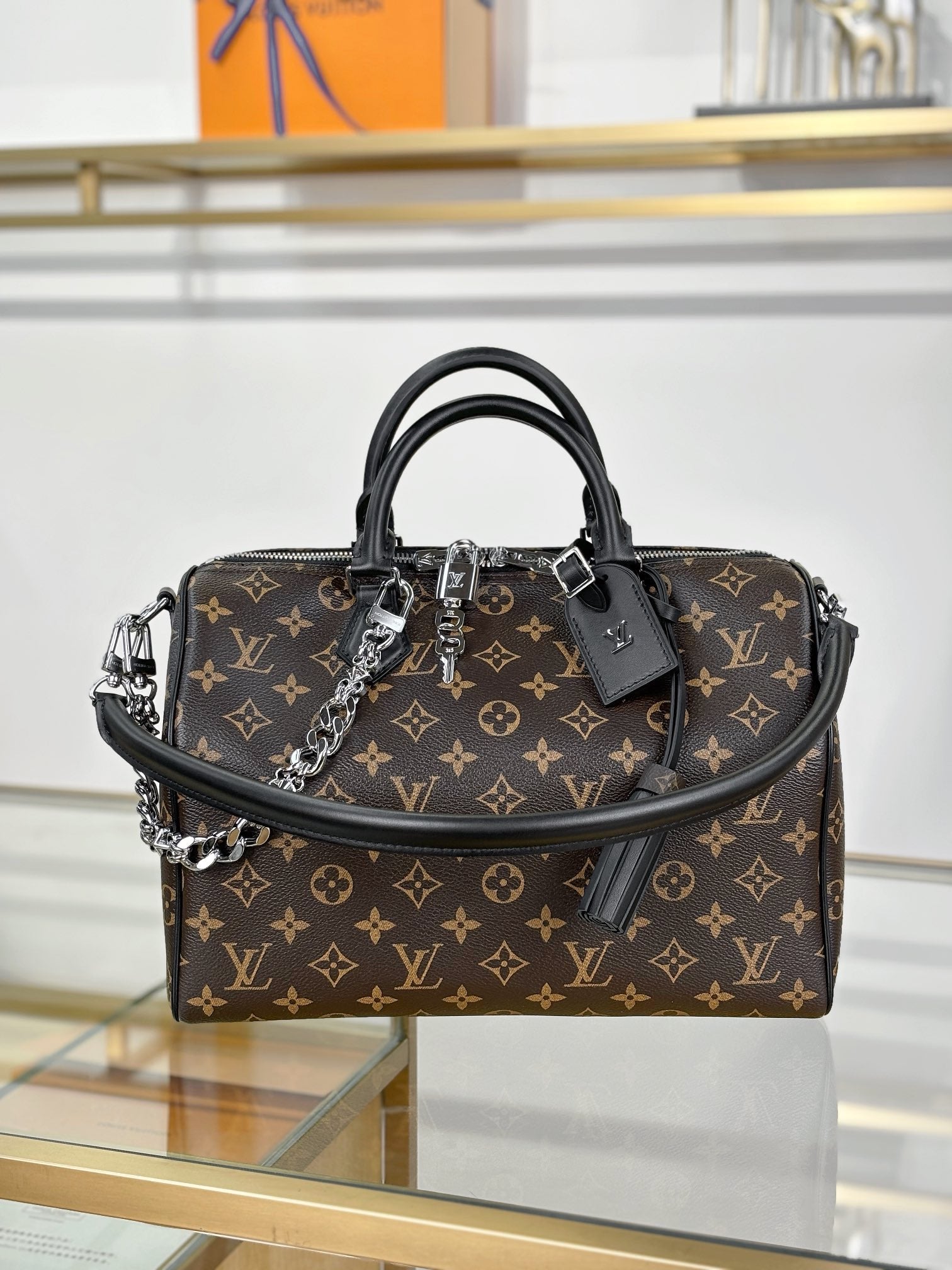 Designer LV Unisex Zip Bag – Master Quality (AAA+ Copy)