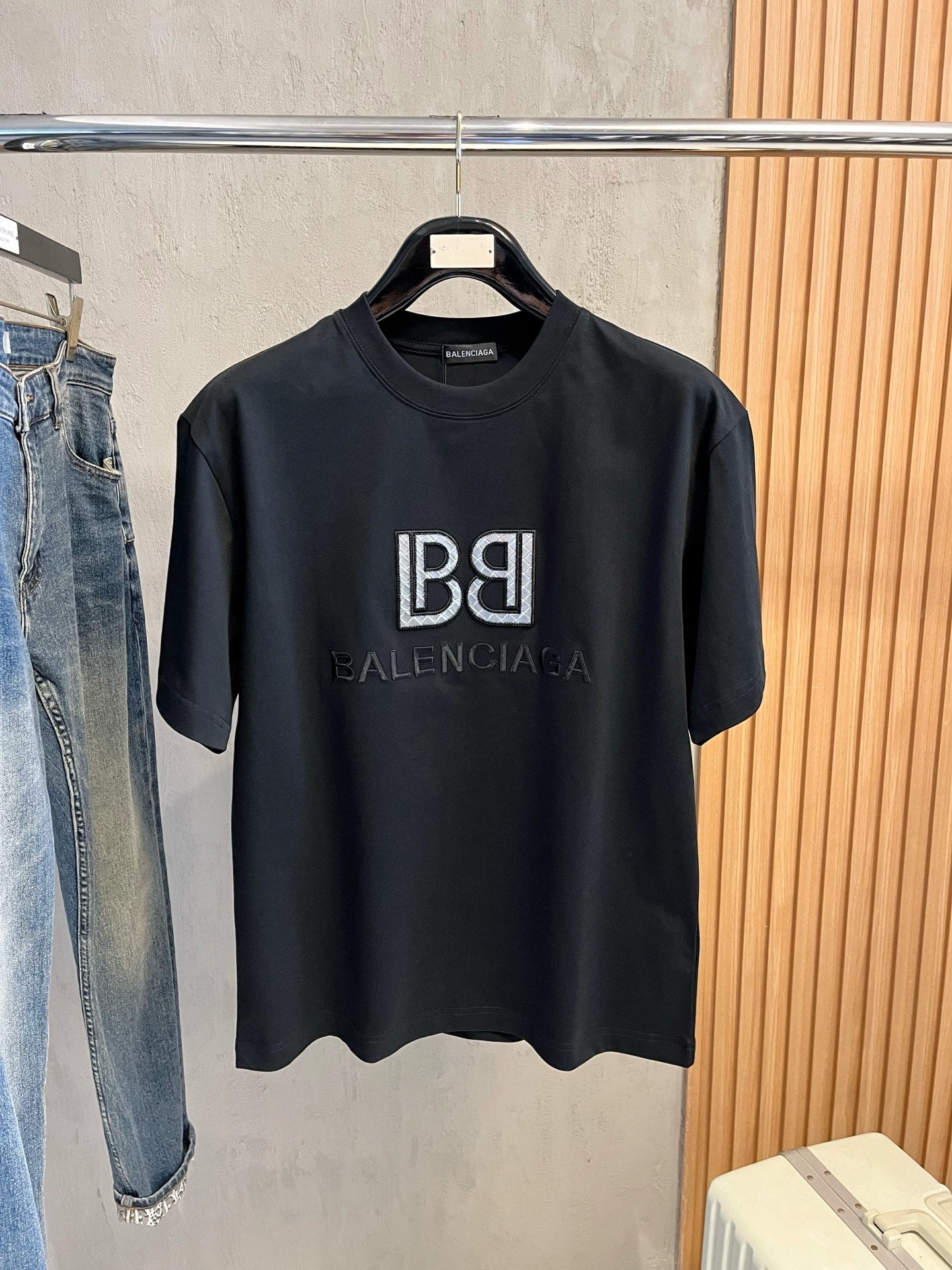 Balenciaga Unisex Oversized Shirt – Streetwear Luxury
