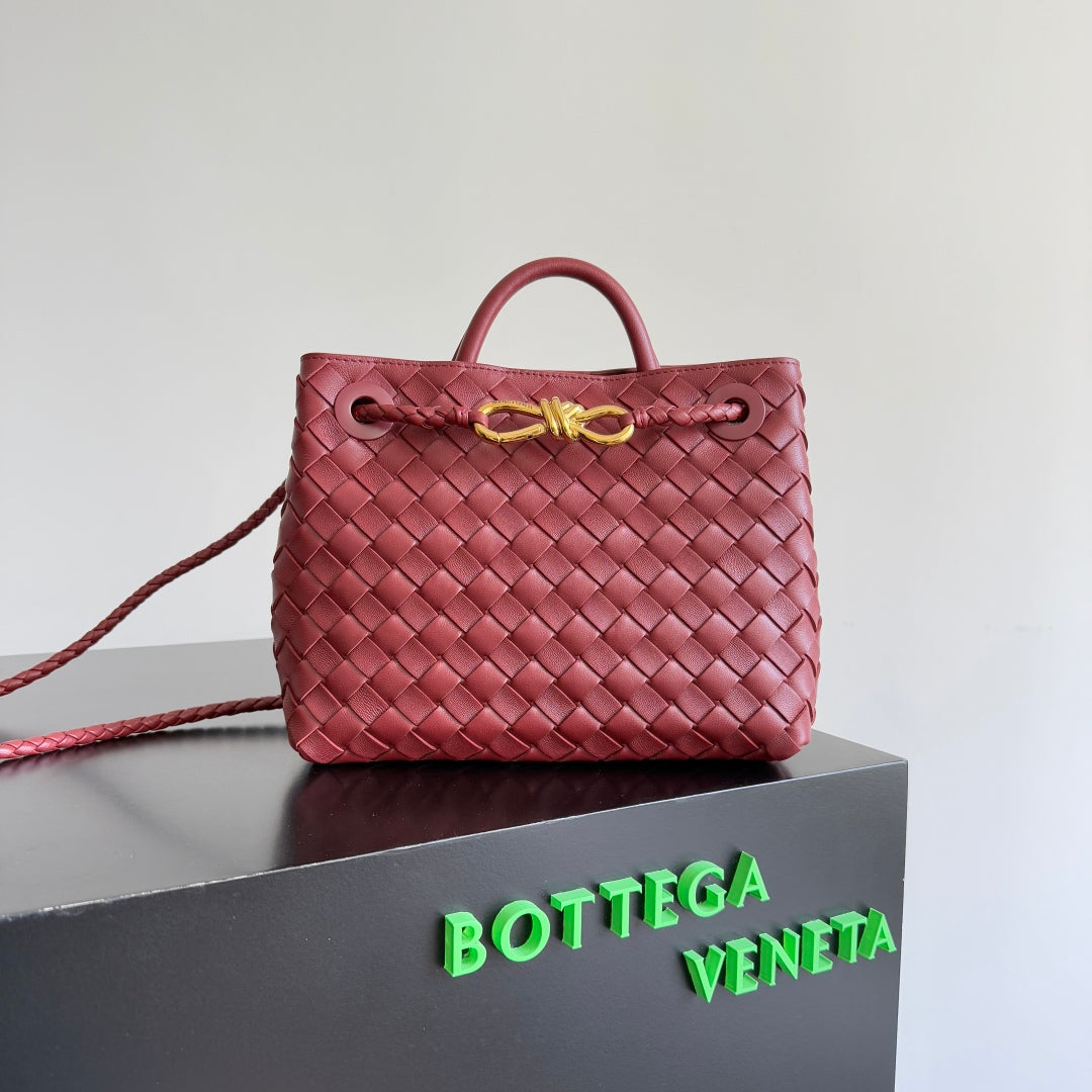 Art of Design: BV Unisex Luxury Bag