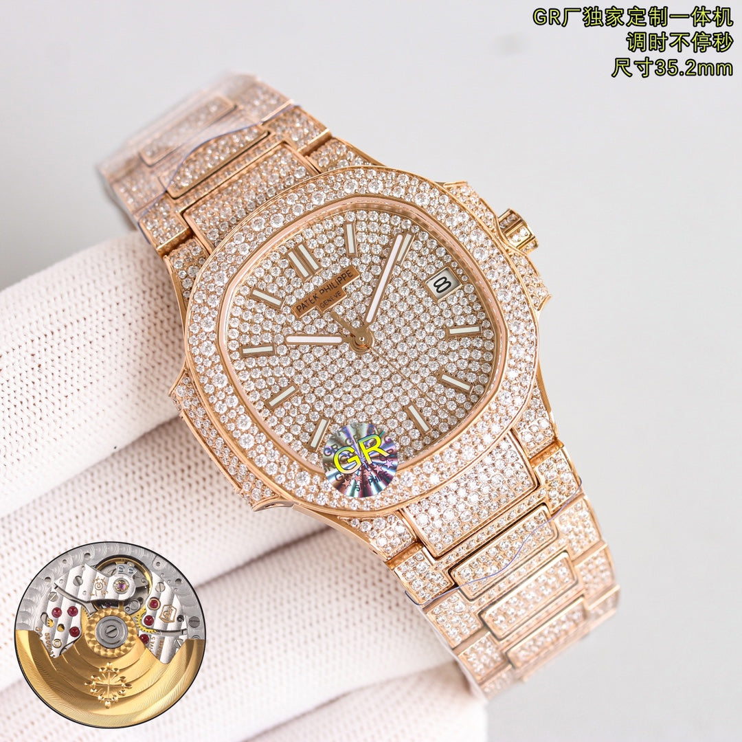Patek Philippe Nautilus Luxury Wristwatch