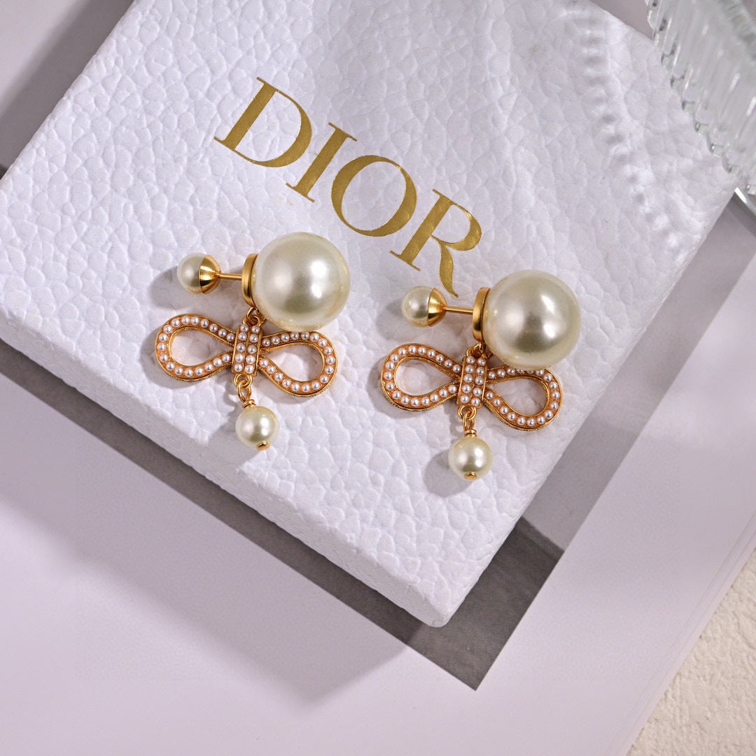 Unmistakable Elegance: Dior Jewelry