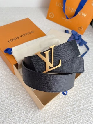 Louis Vuitton Premium Leather Belt (Unisex)