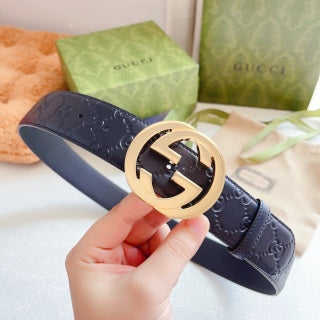GUCCI Sleek Unisex Belt – Modern and Timeless