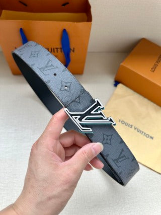 Louis Vuitton Belt – Unisex Edition
