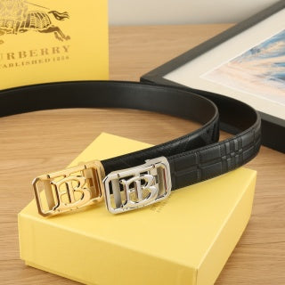 Burberry Sleek Line Designer Belt