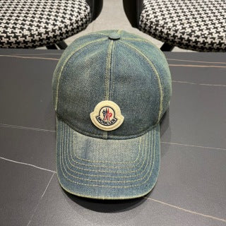 Moncler Glacier Peak Hat – Unisex